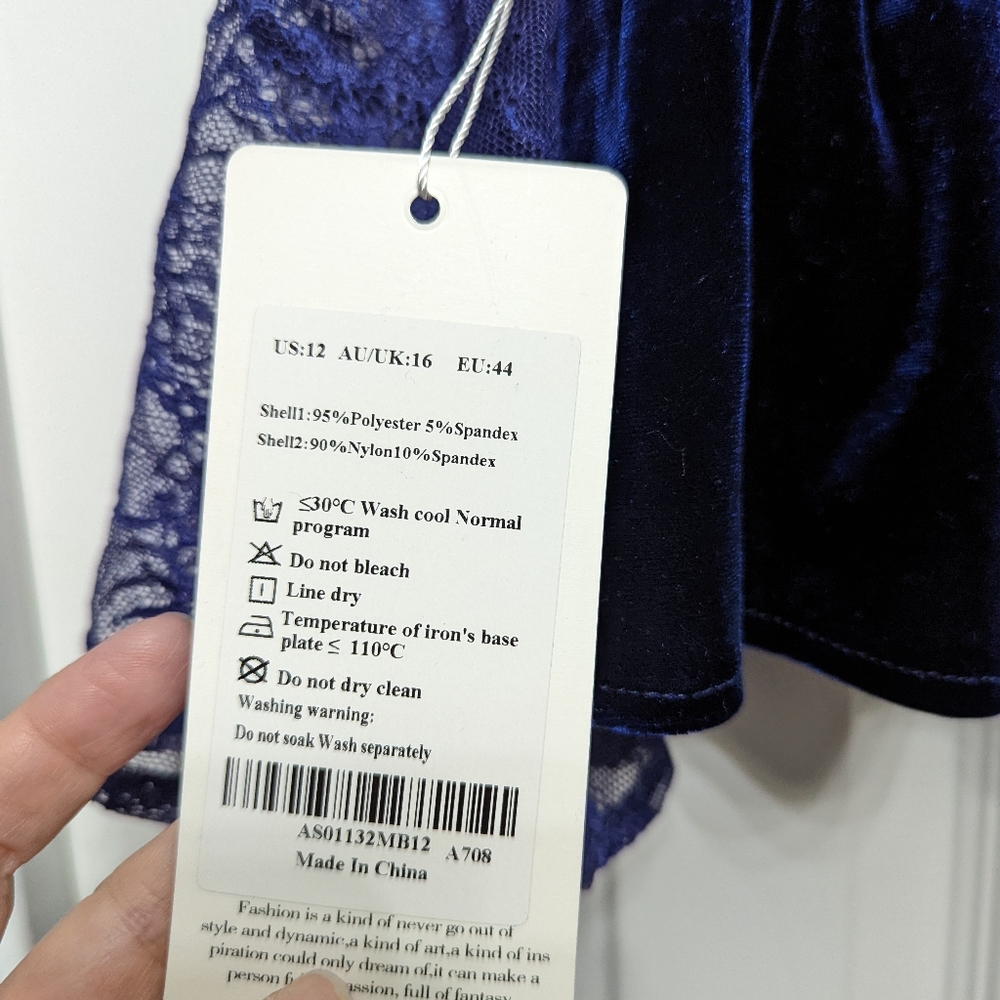 Blouse - Picture 2 of 4